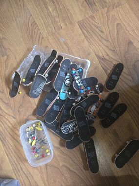 Dozens Of Tech Deck Fingerboards And Skateparm